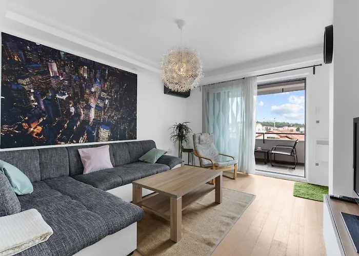Apartment White